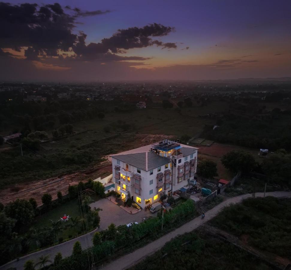 Welcomheritage Mount Valley Resort Ranthambore サワイ・マドプール エクステリア 写真