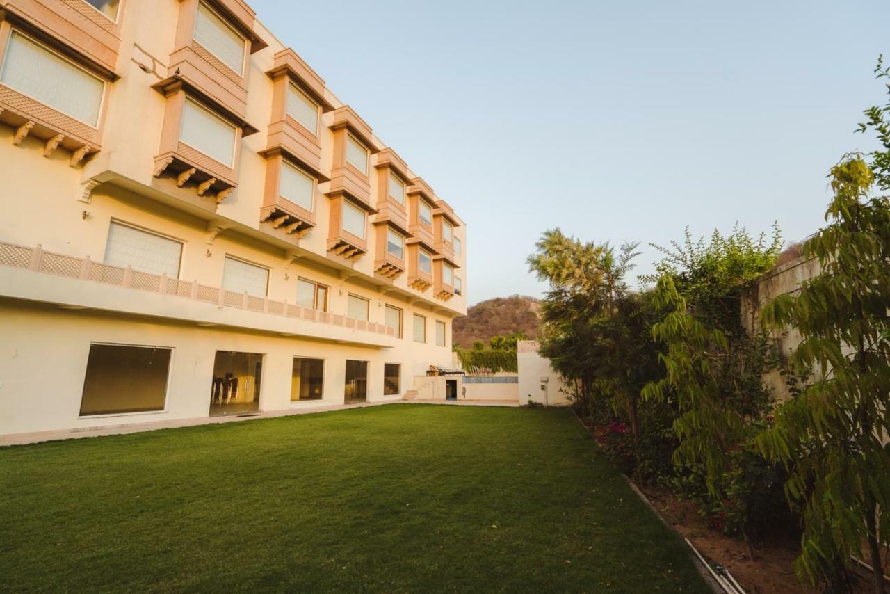 Welcomheritage Mount Valley Resort Ranthambore サワイ・マドプール エクステリア 写真
